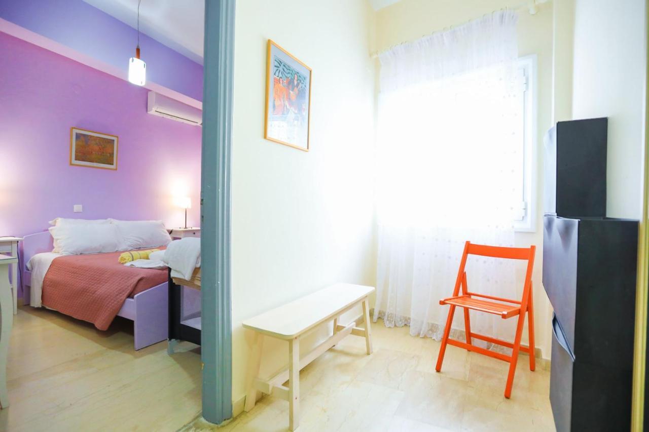 Kaminaki Beachfront Apartments Nisaki  Bagian luar foto